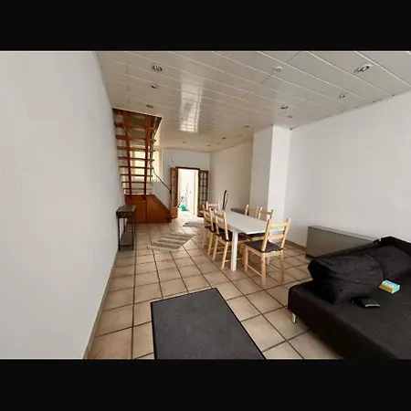 A&v Altstadt Mitten Im Zentrum Apartment